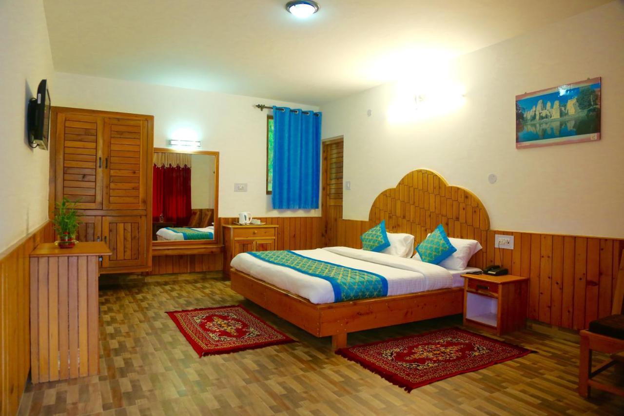 Hotel Rishi Palace Manāli Εξωτερικό φωτογραφία